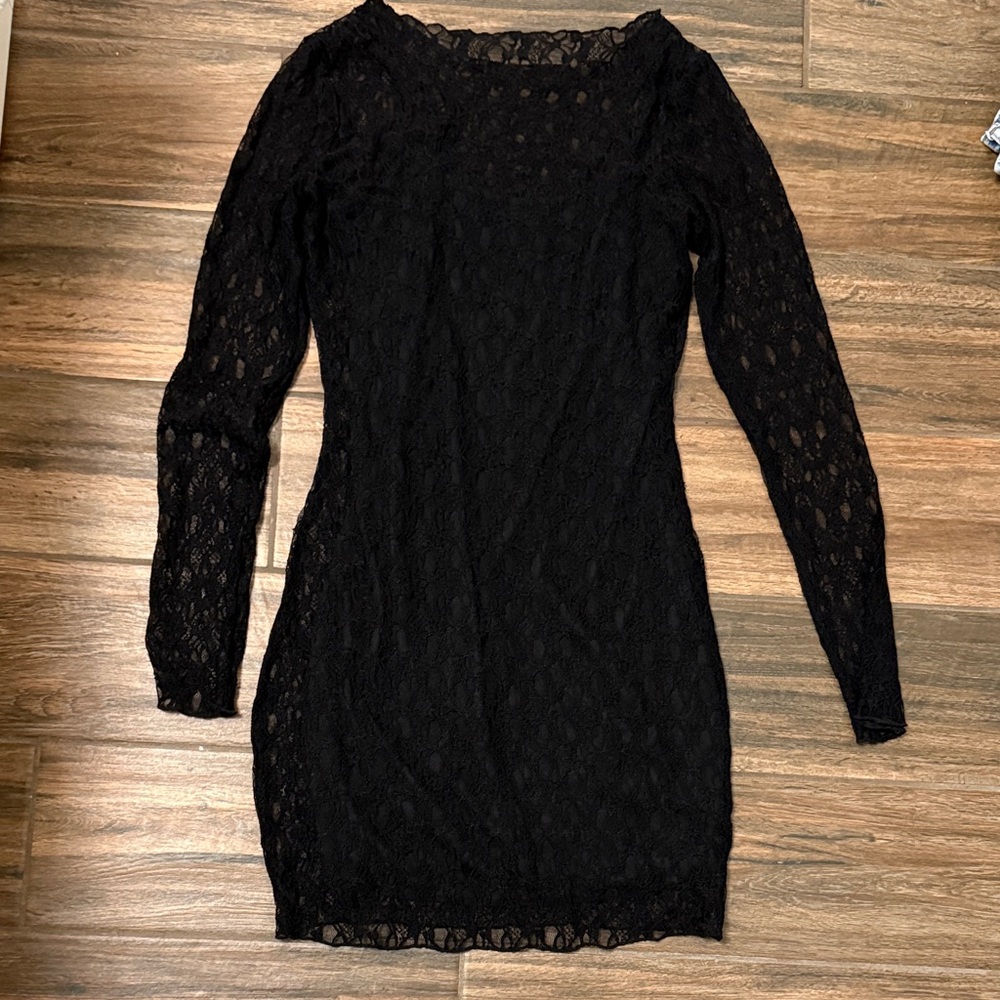 Chic Black Lace Long Sleeve Mini Dress